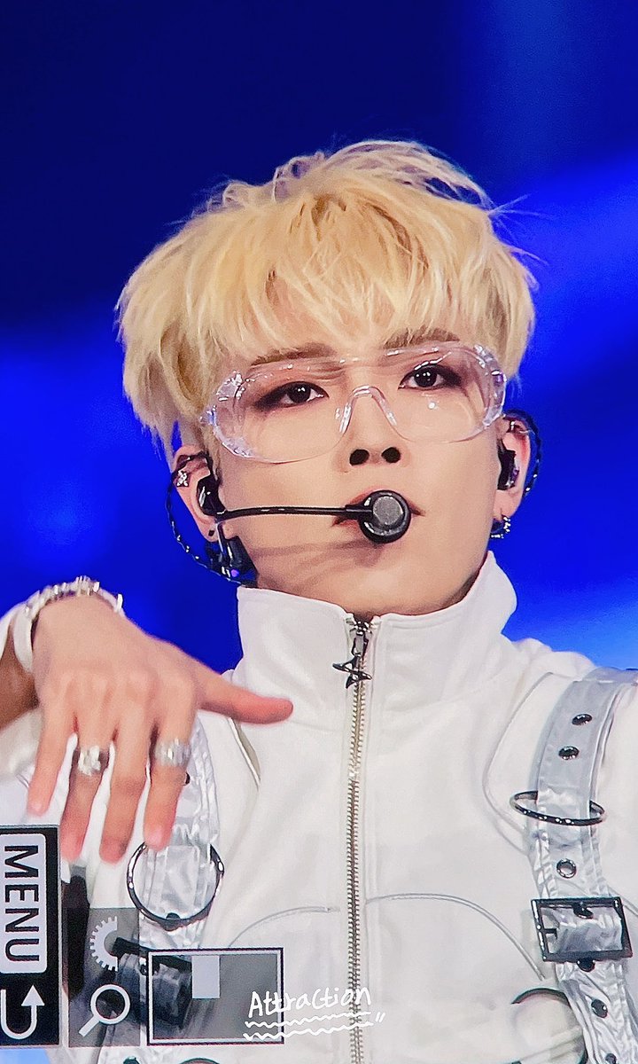 Attraction_1107's tweet photo. 231225 #에이티즈 #ATEEZ #홍중 #HONGJOONG #섹시뽀쨕홍중 #항상보고싶홍 https://t.co/jWWRdcpI8x