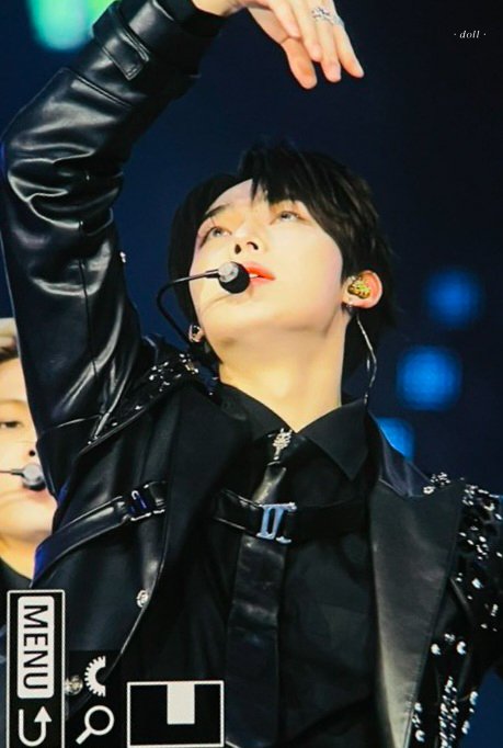 doll_ksn's tweet photo. 231225 SBS가요대전

#선우 #ソヌ #SUNOO
#엔하이픈 #ENHYPEN https://t.co/x6a2f0t7B0