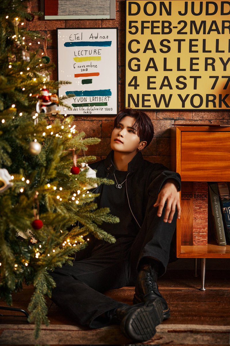 UpdateKBoys's tweet photo. 🎄❤️ O ABLUE divulgou fotos conceituais para o lançamento do álbum "Blue Of Winter".
Confira: https://t.co/H7je3aVEXA
#에이블루 #ABLUE #SnowMan #스노우맨 #BlueVery #블루베리 https://t.co/Cgt78WYbPd