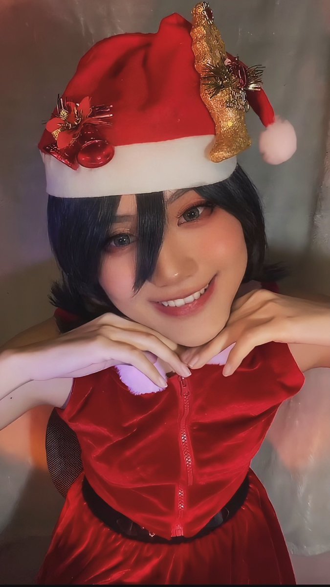 ladyrockse's tweet photo. Merry Christmas from Rukia 🎄❤️ https://t.co/U4OGJwTSYp