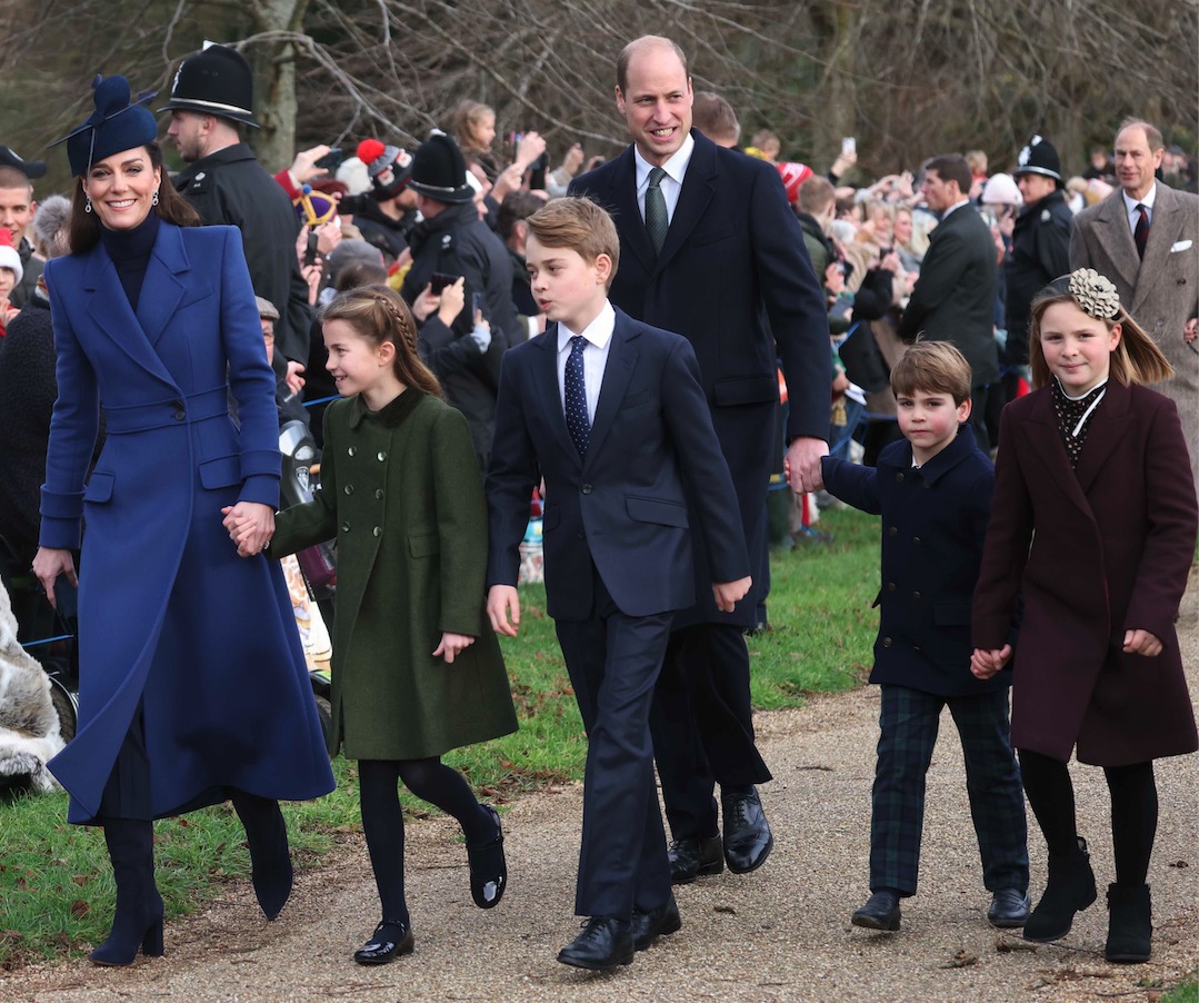 The Prince and Princess of Wales, Prince George, Princess Charlotte and Prince Louis - attend Christmas Day morning church service at St Mary Magdalene Church in Sandringham, Norfolk. 📸@Ianvogler mirror.co.uk/news/royals/in…