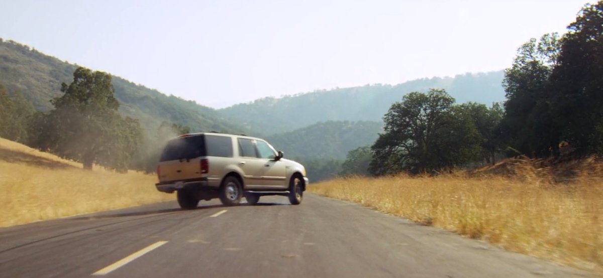 Human_Travel21's tweet image. #Downrange Survival Thriller

Duration: 1H 29M

Language: English (தமிழ் ஆடியோ பதிப்பு இல்லை)

Year : 2017

IMDb 5.5/10

Disclaimer: ரத்தம் தெறிக்கும் காட்சிகள் மற்றும் தலை சிதறும் காட்சிகள் இருப்பதால் இதயம் பலவீனமானவர்கள் மற்றும் குழந்தைகள் யாரும் இந்த படம் பார்க்க வேண்டாம்..