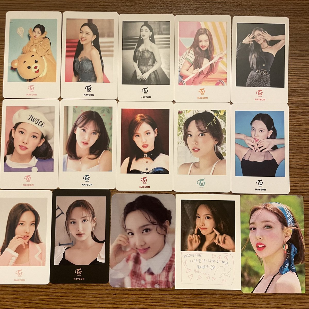 2WvqI's tweet photo. TWICE 買取

譲┊ ナヨン、ジョンヨン、モモ、サナ、ジヒョ、ミナ、ダヒョン、チェヨン、ツウィ
求┊ 買取

メルカリを通しての買取となります。最初に金額のご提示をお願いします。まとめて購入してくださると助かります。

 #TWICE買取　 #TWICE交換 https://t.co/BickInSJPQ