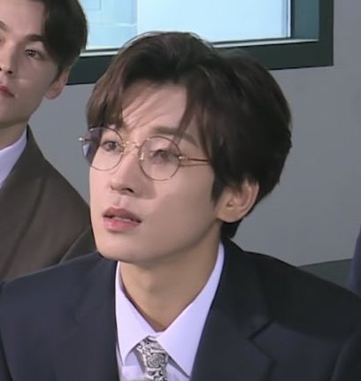 ⠀       형 내가
⠀     만약 악이야
⠀                                                        네가
⠀                                                   아기지 그럼