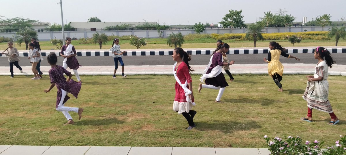 AniketVegad's tweet photo. Outdoor games are the ultimate #playground for #scientific exploration – where every #jump, #skip, and #hop is a step closer to #understanding the world around us!  #PlayAndDiscover
@InfoGujcost @dstGujarat @RSCBhavnagar @narottamsahoo @GKGoswami9 @DrPayalPandit1 https://t.co/E92KvK4vpd