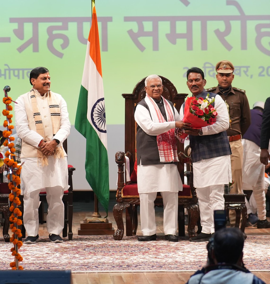 निर्वाचन क्षेत्र 211-सांवेर के विधायक, साथी श्री <a href="/tulsi_silawat/">Tulsi Ram Silawat</a> जी को कैबिनेट मंत्री पद की शपथ लेने पर हार्दिक बधाई एवं शुभकामनाएं। 

मुझे पूर्ण विश्‍वास है कि यशस्‍वी प्रधानमंत्री श्री <a href="/narendramodi/">Narendra Modi</a> जी के कुशल मार्गदर्शन एवं आपके सहयोग से मध्‍यप्रदेश प्रगति एवं विकास के क्षेत्र
