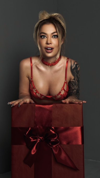 Merry Christmas https://t.co/RJZ2sBAh4V<a href="/tag/marbella"class="tags"><span>#marbella</span></a><a href="/tag/playapadre"class="tags"><span>#playapadre</span></a>