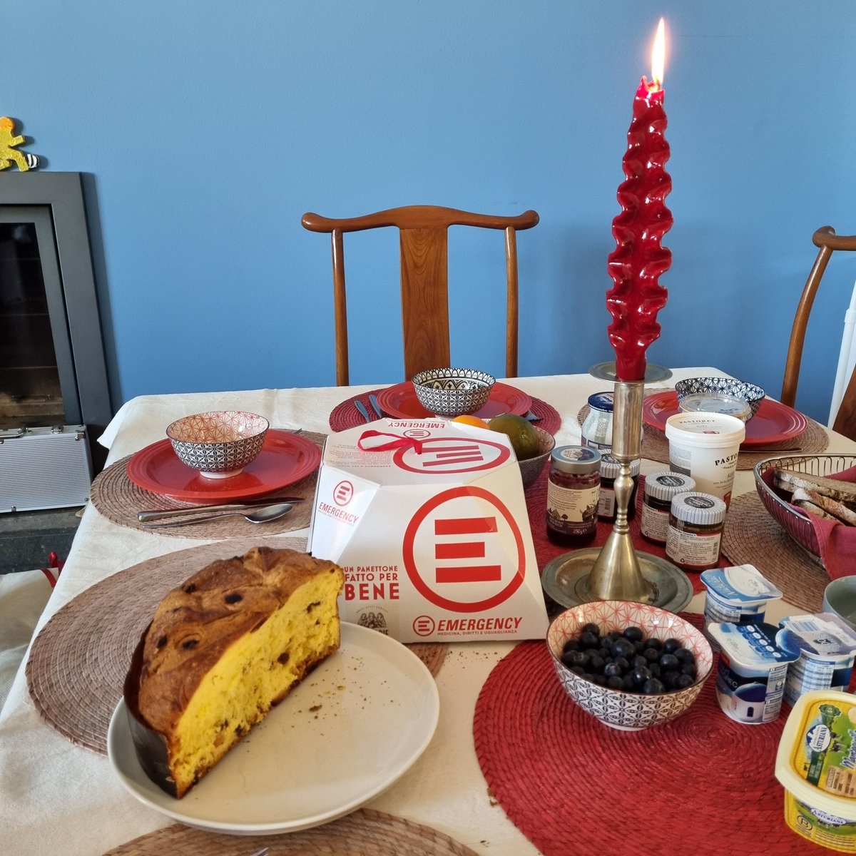 #UNPANETTONEFATTOPERBENE23
