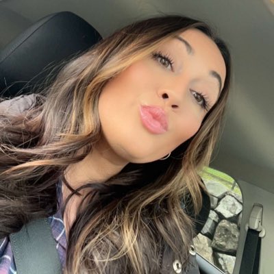 amanda_klep's tweet photo. #NewProfilePic https://t.co/MpFKsQGLTF