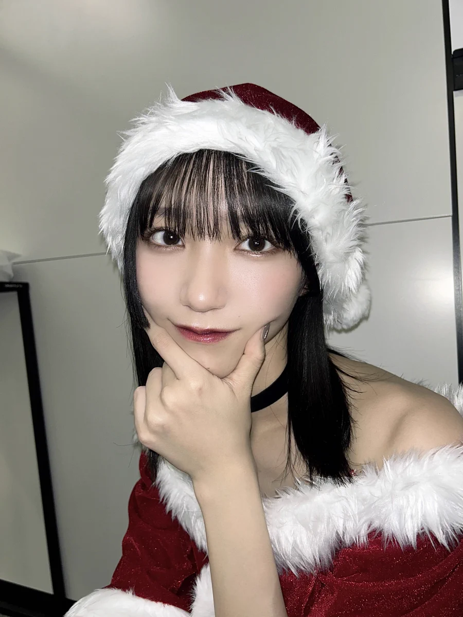 ＝LOVE 野口衣織 サンタ 2024 直筆 GCMMVvHa8AAsnju?format=webp&