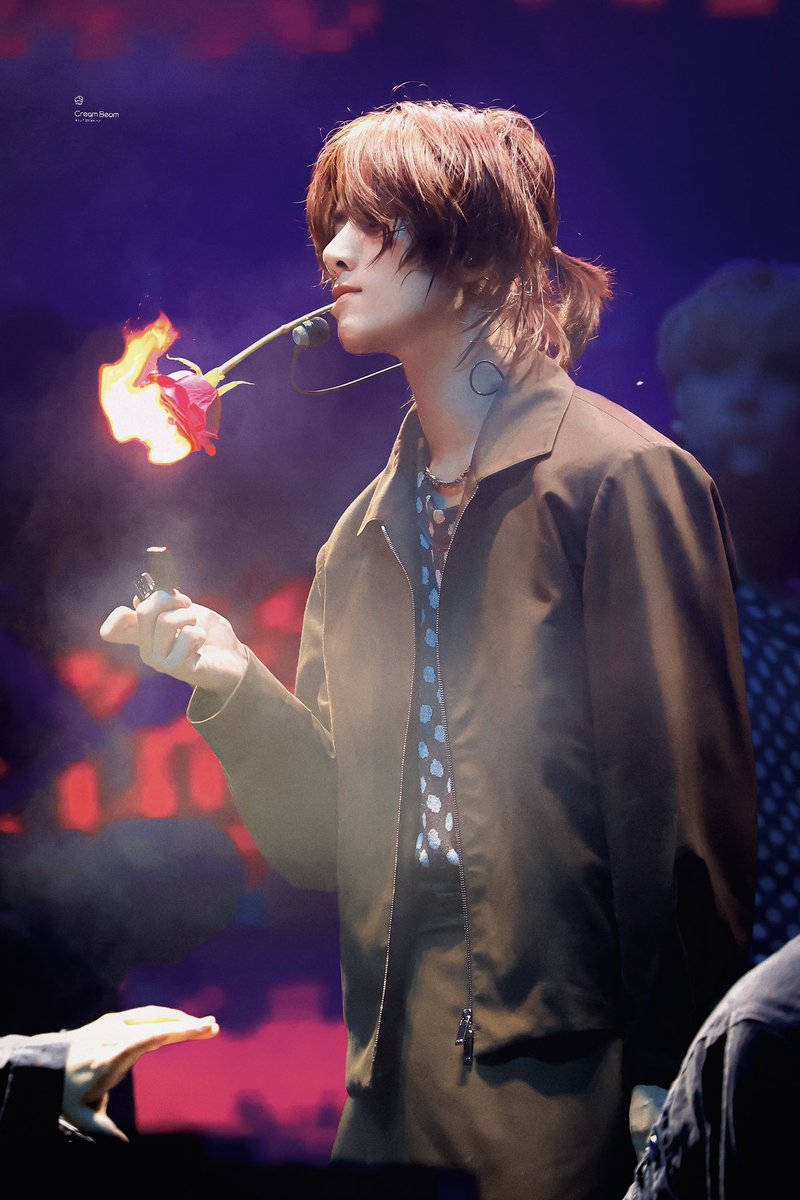 BEOMBASTlC's tweet photo. Choose one beomgyu

The little                                   Burning
match girl                                 rose https://t.co/UiOIod3hz5