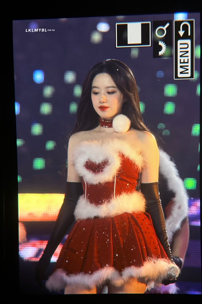 231225 SBS🍎
🎄🎄🎄

#GIDLE #슈화 #SHUHUA #舒華 #舒华
#여자아이를 #シュファ #SBSGayoDaejeon