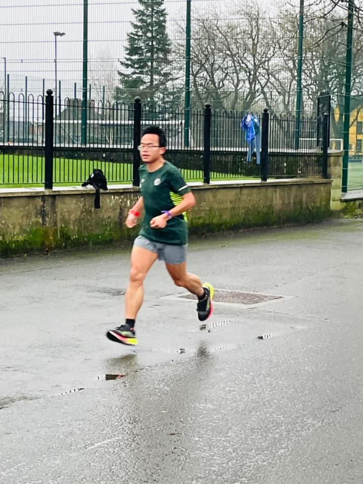 murisamtcm's tweet photo. メリークリスマス 🎄🎅
Nollaig shona ó Rith na Pháirc Oibreacha Uisce, Béal Feirste
Merry Christmas from Waterworks parkrun, Belfast 🎄🎅☃️
#loveparkrun #SupportIrishRunning https://t.co/h78eJGmAIJ