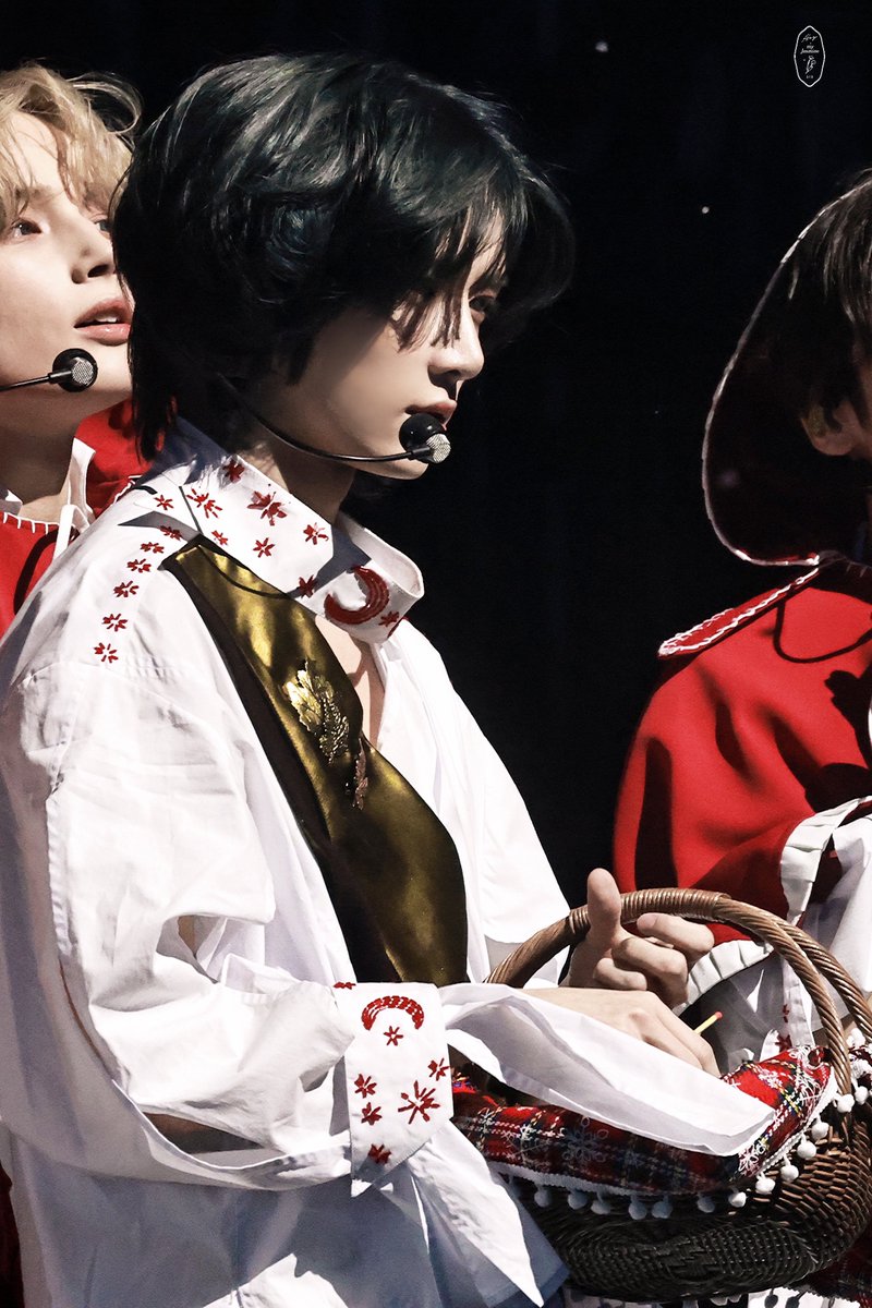 HeymyJasmine313's tweet image. 20231225 🧸🎄

 #TXT #TOMORROW_X_TOGETHER #범규 #BEOMGYU #TXT_BEOMGYU #TXT_범규 #ボムギュ