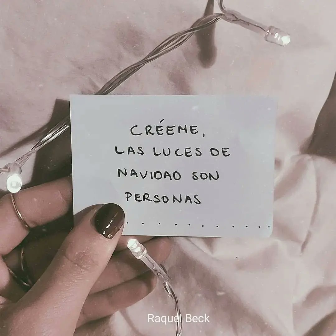 Este año me falta una de mis lucecitas, pero aún así, sigo creyendo en esto con la misma firmeza: