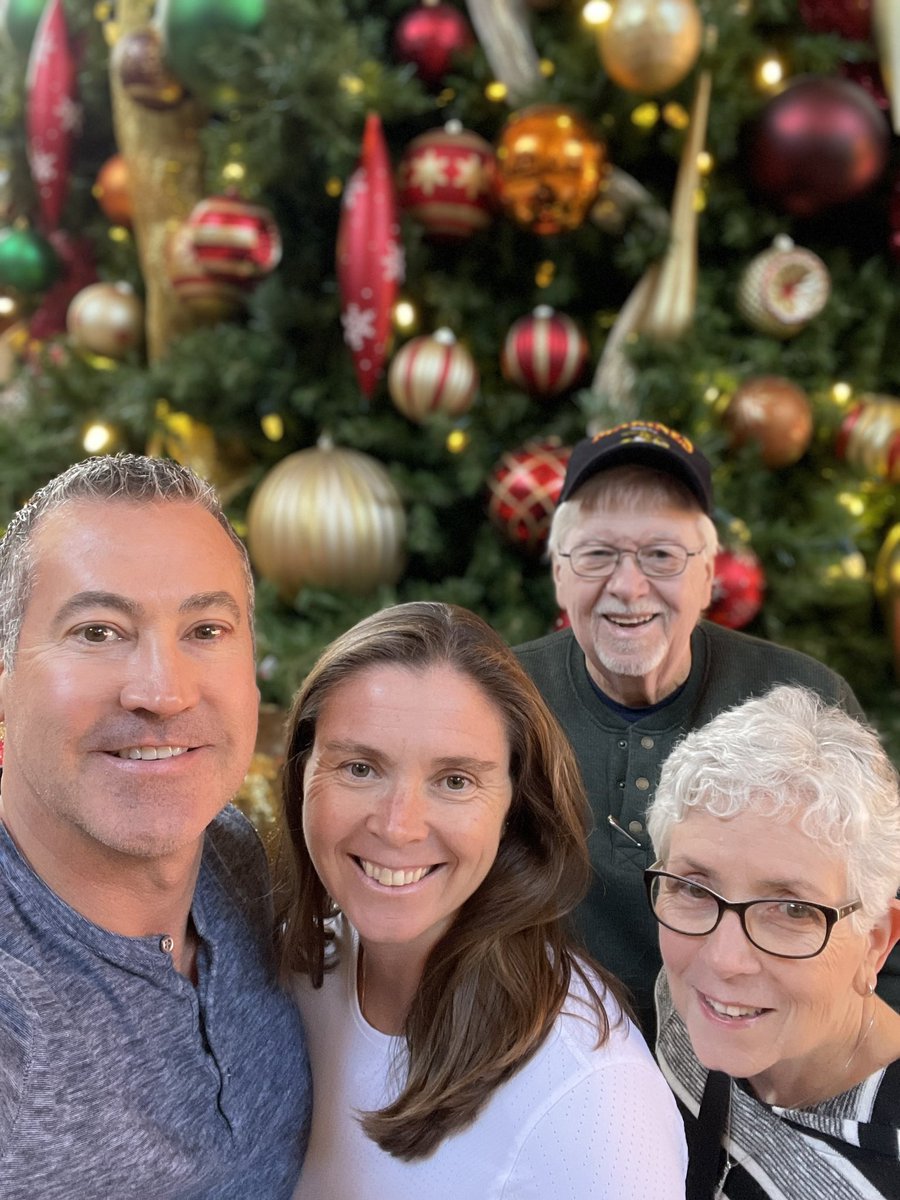 CoachStoker8's tweet photo. 🌲 Merry Christmas! Go Jesus it’s your Birthday! #fancylikechristmas https://t.co/NnOo6tfgnv