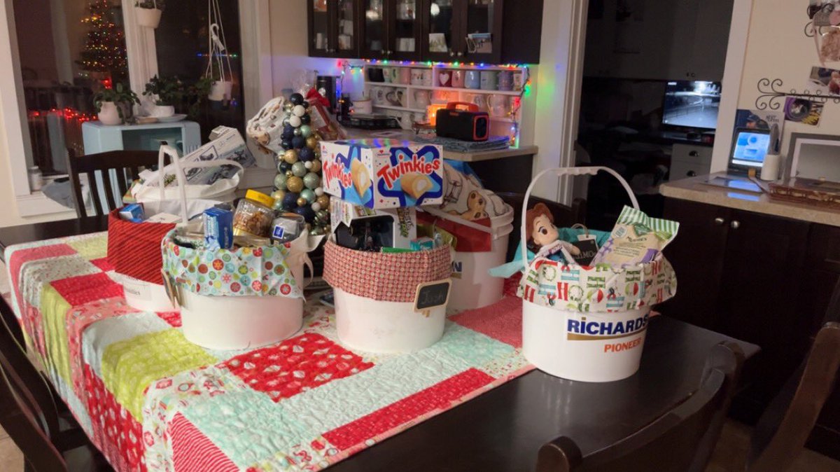 MeConni's tweet photo. Merry Christmas from our family to yours! 

This is the ingenious farm wife re purposing grain sample pails as Christmas stockings https://t.co/WSdrD3RrrI