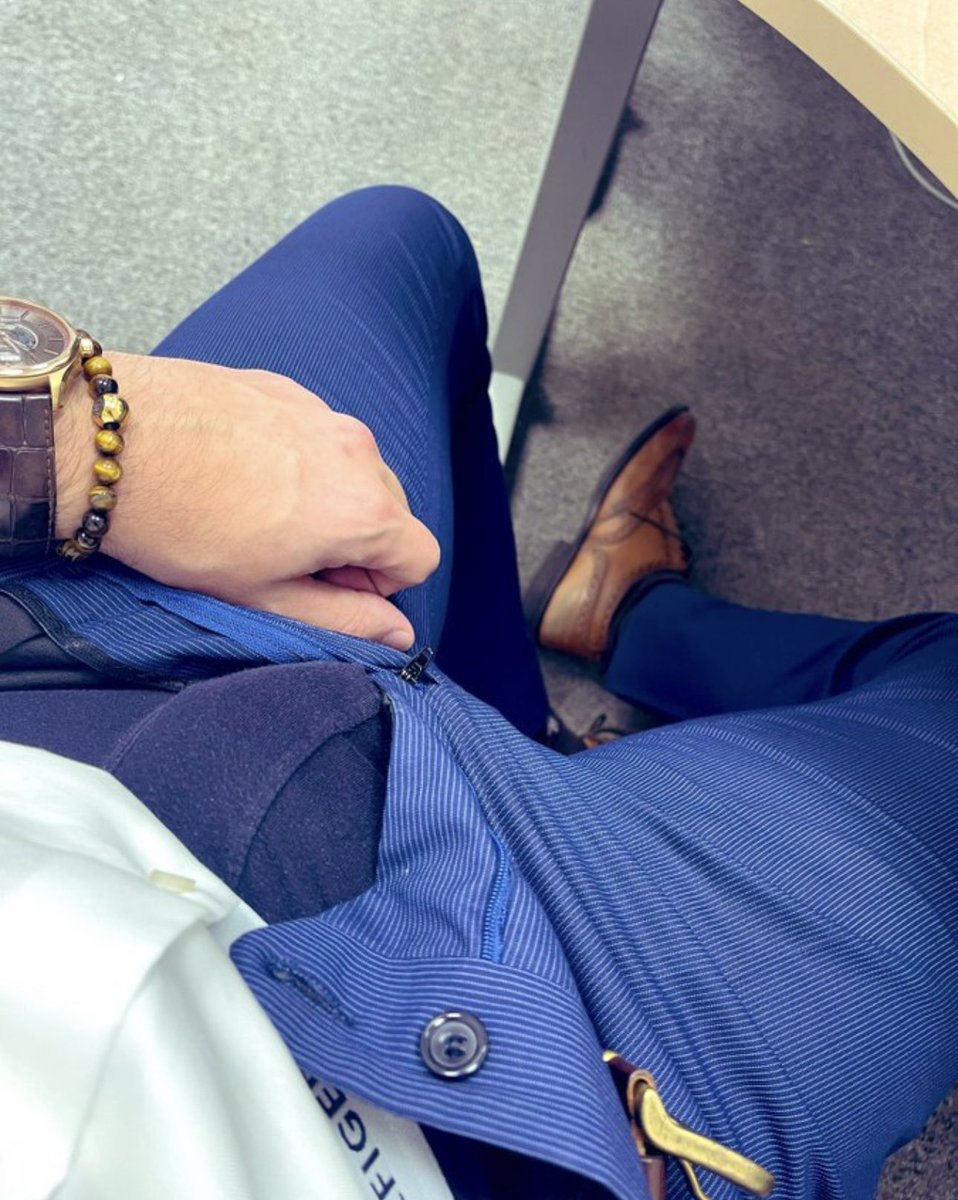 officesuited's tweet photo. https://t.co/869L7PUKxW