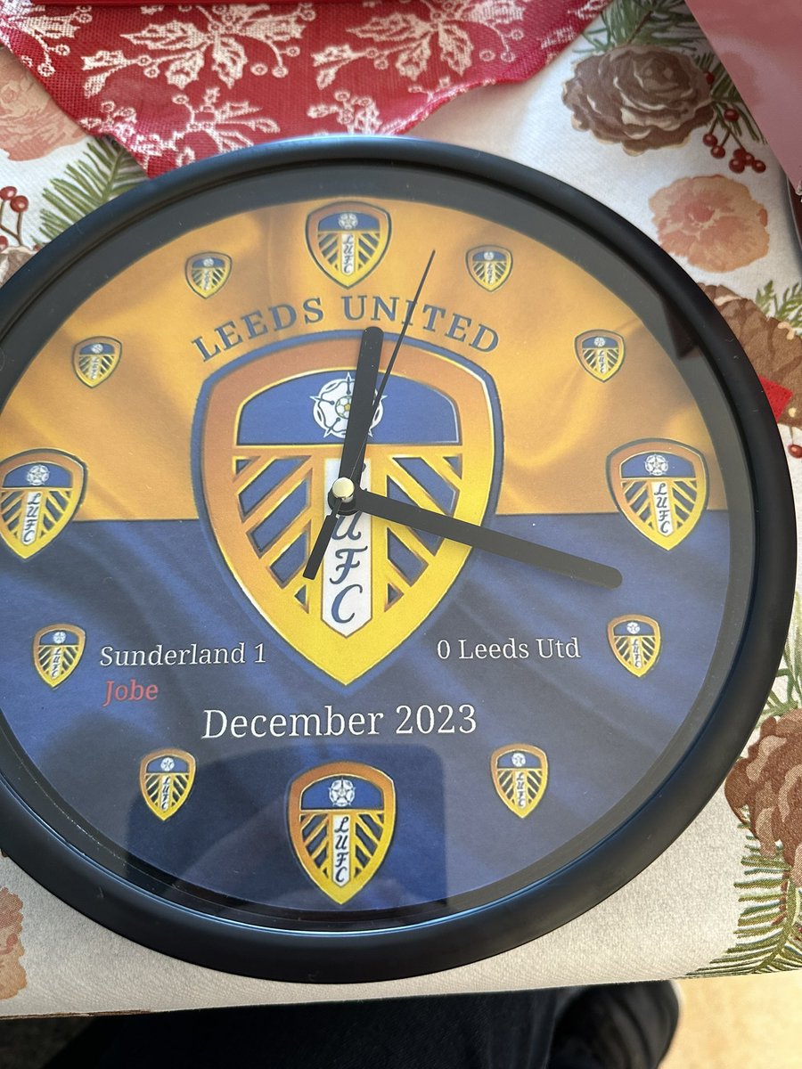 LUFC4EV3R's tweet image. Present from my mate in Sunderland….🙄🤣🤦🏻‍♂️ #Tosser #lufc #safc