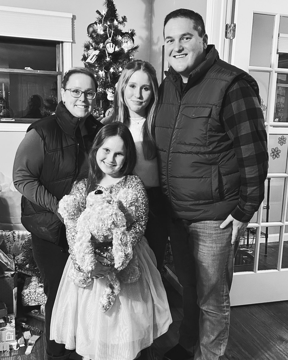 Merry Christmas from the Speers! It’s definitely not a White Christmas, but rather a Blue Christmas with the Lions delivering us a gift yesterday!