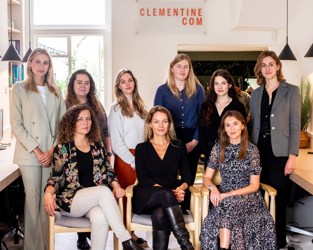 Clementinecom's tweet image. Merry Christmas from everyone at Clementine Communications. May this festive celebration be filled with delicious food, drinks, warmth, and unforgettable moments.⁠
⁠
#prlondon #londonpr #londonluxurypr #luxurypragency #luxurypr #ukpr #ukpragency⁠