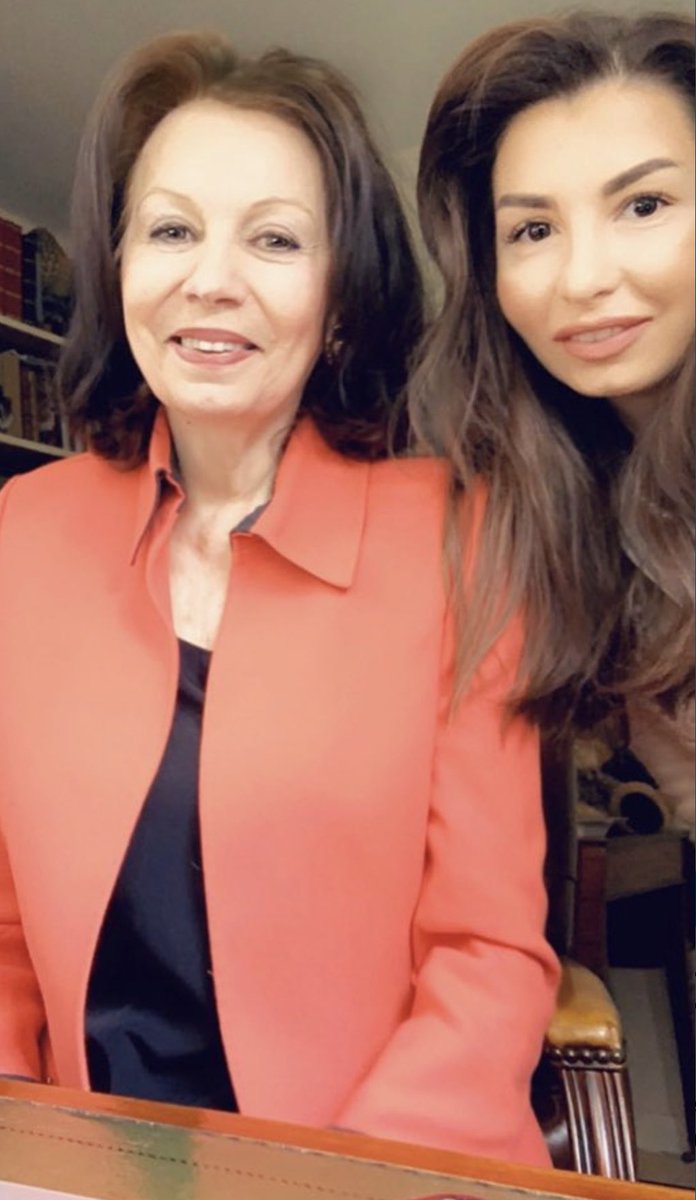 Sinziana Bujor tweet media