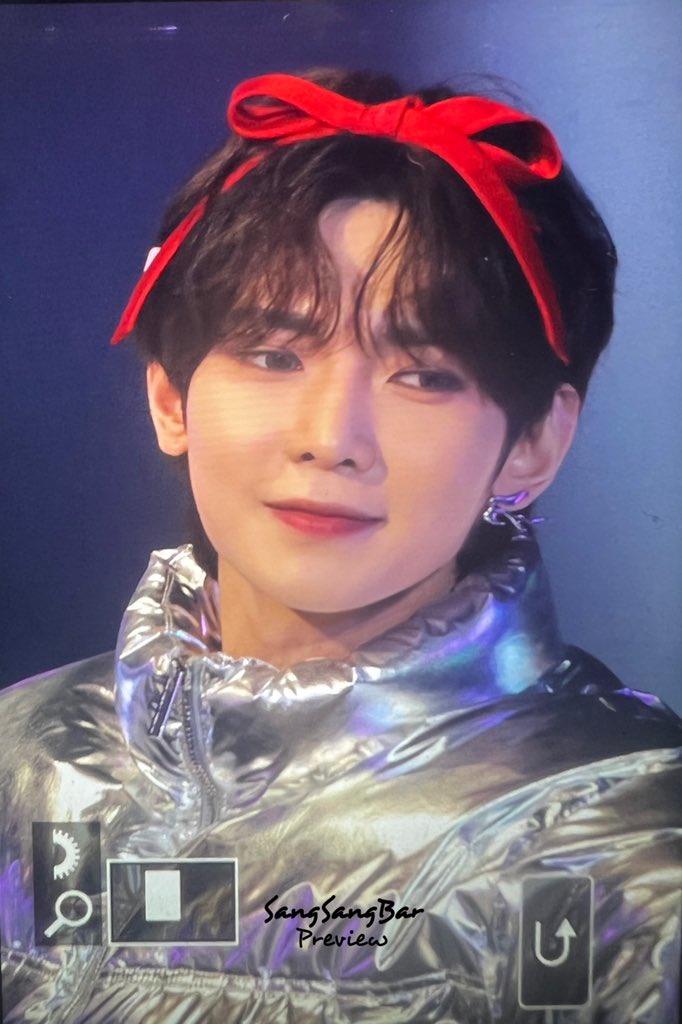 SangSangBar615's tweet photo. 231225 가요대전 preview
🎀
#ATEEZ #에이티즈 #YEOSANG #강여상 #여상 https://t.co/8MCy31i7zy