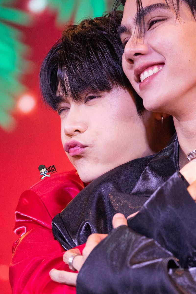 cutiepeat's tweet photo. 🤏🏻🤏🏻🤏🏻
@peatwasu 

#FortPeatBeWishChristmas https://t.co/aPKoD2w30q