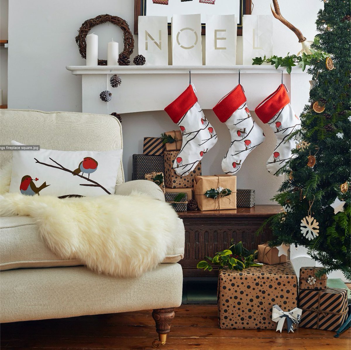 Merry Christmas! Our Christmas sale kicked off yesterday, offering an incredible opportunity to save big on numerous items. With discounts of up to 50%, you can finally indulge yourself in those cozy cushions or exquisite candles that you may have missed out on as gifts