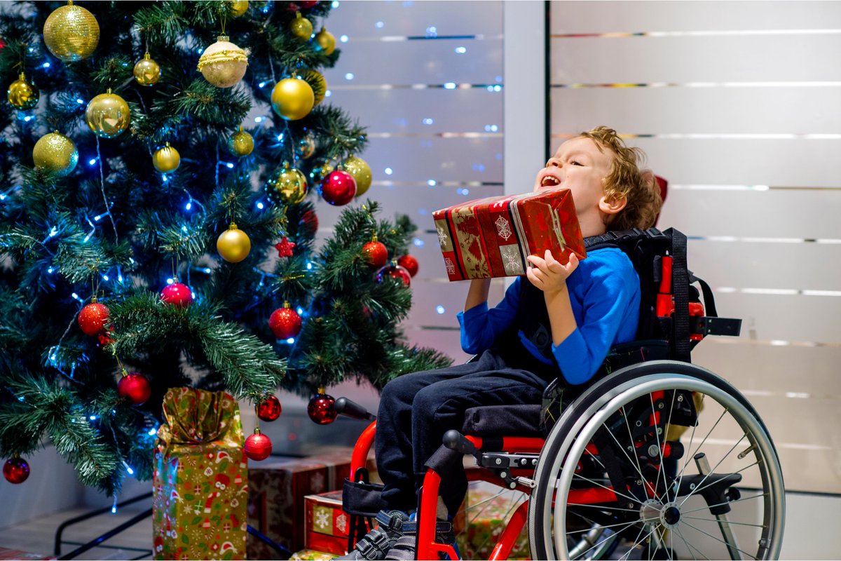 We’d like to wish all families of children living with hemiplegia a very merry Christmas, from everyone at HemiHelp and <a href="/contactfamilies/">Contact</a>!

No matter how you’re celebrating, we hope you get to make the most of your time together with your loved ones ❤️
