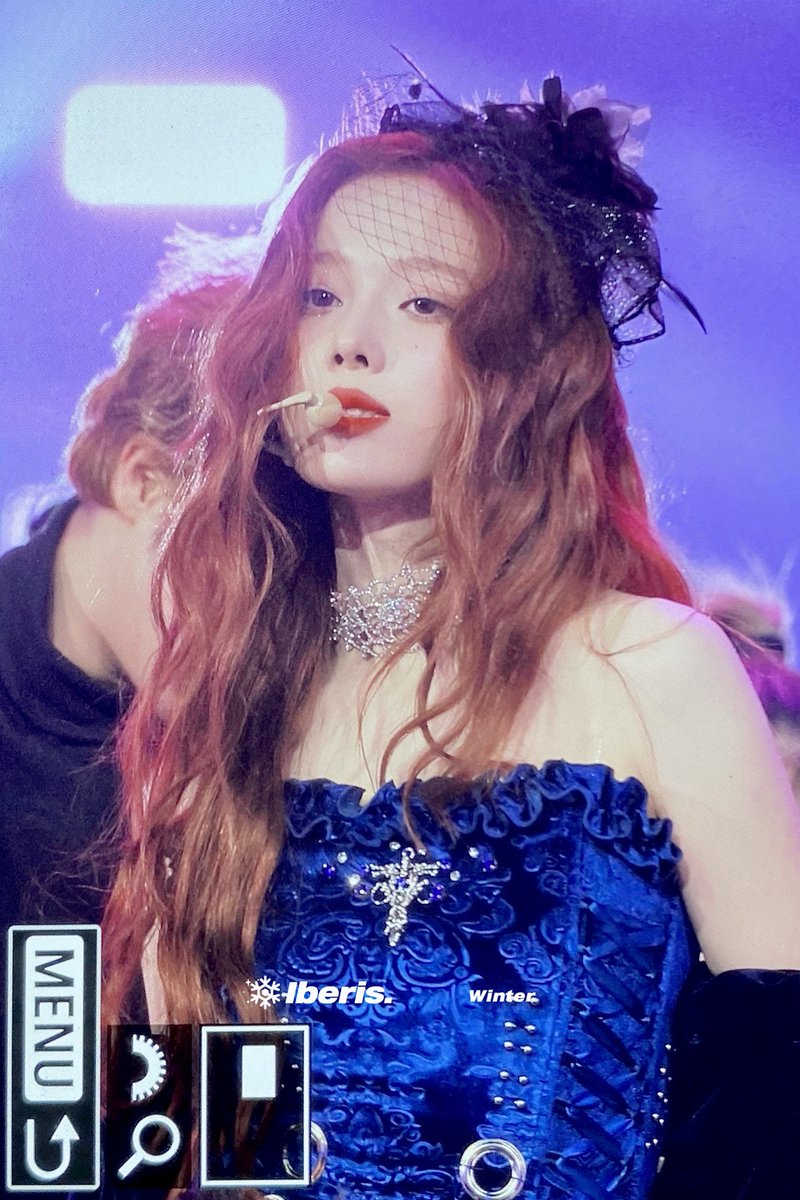 iberiswinter's tweet photo. 231225 가요대전

#WINTER #윈터 
#aespa #æspa #에스파 https://t.co/tLgziRzBVE