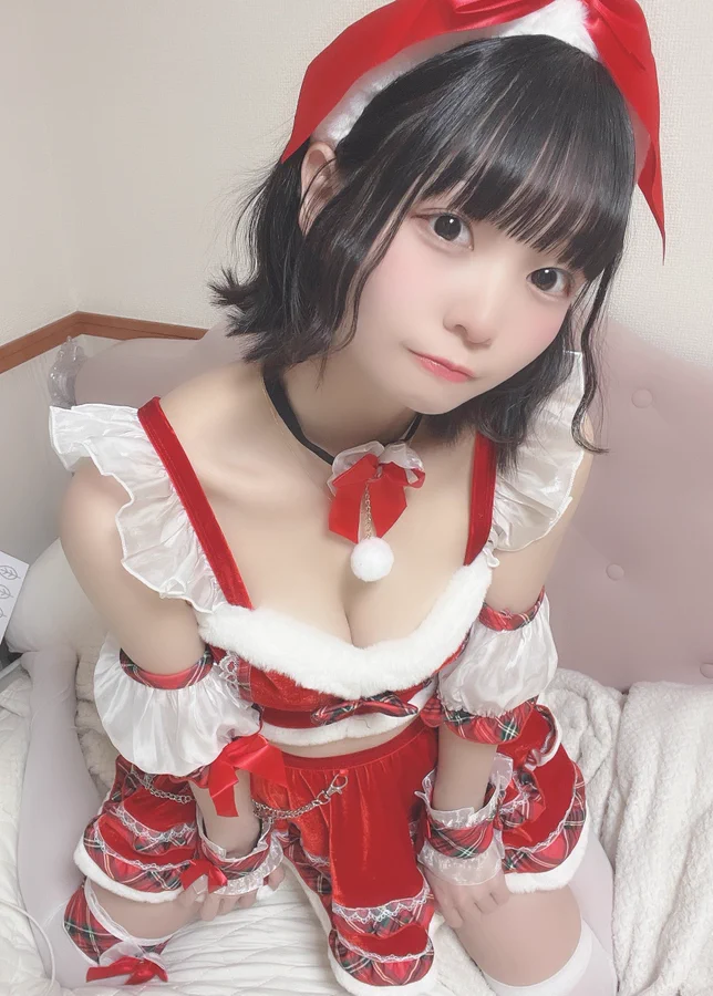 Asian girl Christmas costume