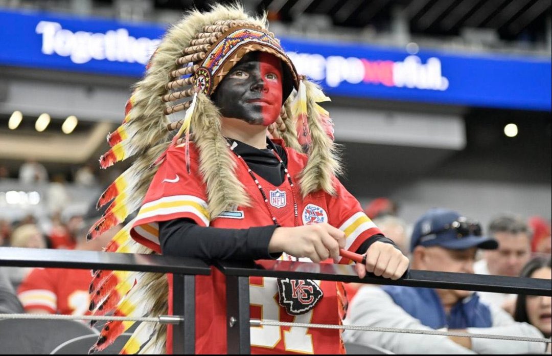 qbasicgorillas's tweet photo. @Deadspin https://t.co/Zf1nN5wHno
