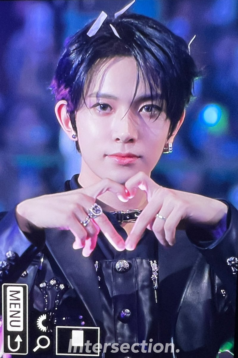 intersection(fan acc) tweet media