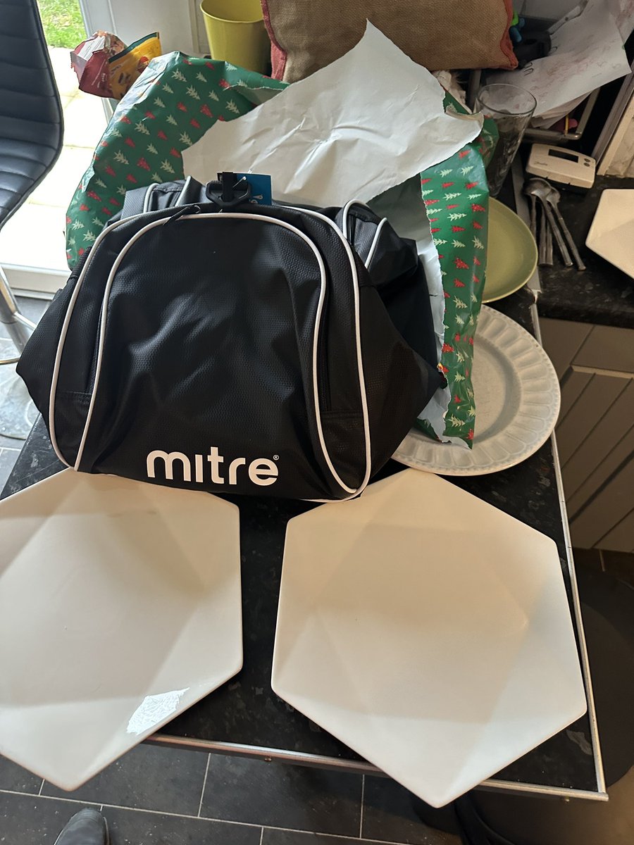 Adam Marron tweet media