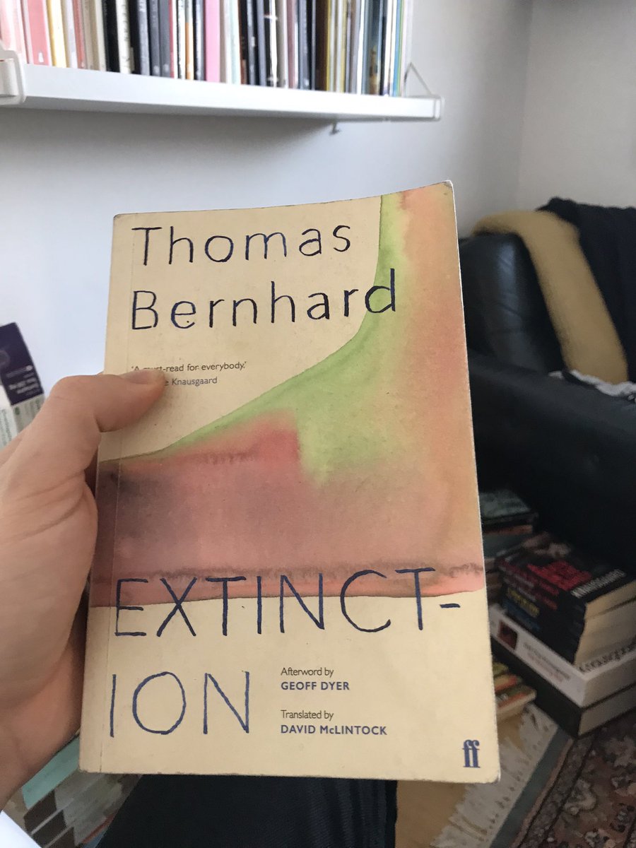 AHespPoet's tweet photo. A nice Christmas read 🔪 https://t.co/KfJM1BUKYM