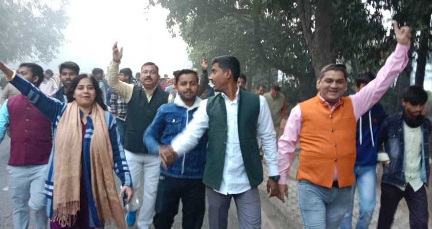 vinodsati27's tweet photo. युग पुरुष-भारत रत्न- पुर्व प्रधानमंत्री श्री अटल बिहारी वाजपेयी जी के जन्म जयंती पर आज दिंनाक 25 दिसंबर को *सदैव-अटल, राजघाट, दिलली में आयोजित प्रार्थना सभा मे जाकर श्रद्धासुमन अर्पित किये।
@BJP4Delhi @ManojTiwariMP @TyagiManojBJP @Virend_Sachdeva @nkgurjar4bjp @VeerSinghPanwa8 https://t.co/4AHdsUitrV