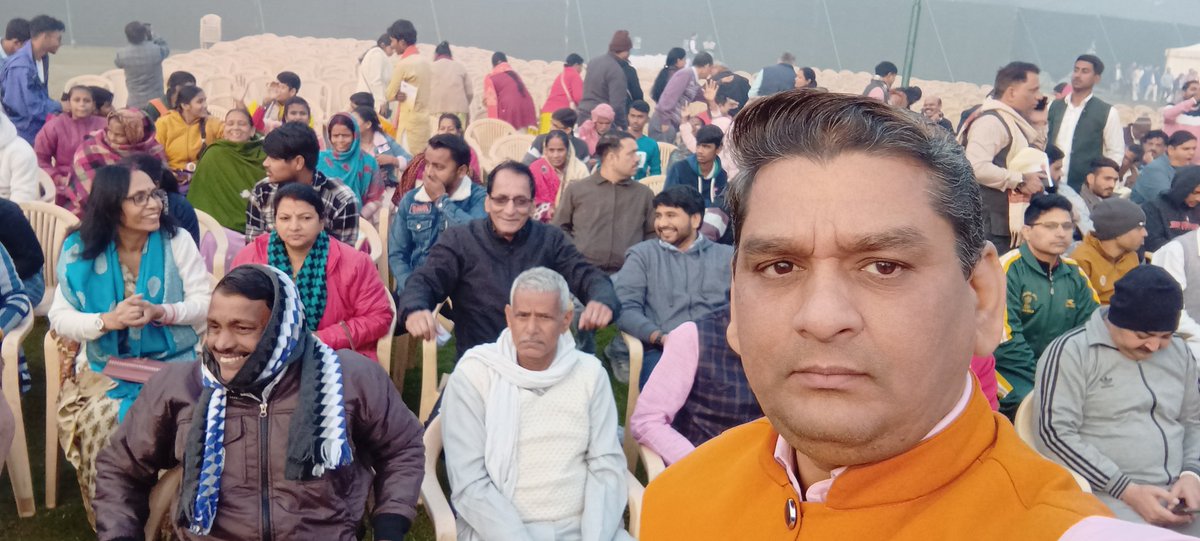 vinodsati27's tweet photo. युग पुरुष-भारत रत्न- पुर्व प्रधानमंत्री श्री अटल बिहारी वाजपेयी जी के जन्म जयंती पर आज दिंनाक 25 दिसंबर को *सदैव-अटल, राजघाट, दिलली में आयोजित प्रार्थना सभा मे जाकर श्रद्धासुमन अर्पित किये।
@BJP4Delhi @ManojTiwariMP @TyagiManojBJP @Virend_Sachdeva @nkgurjar4bjp @VeerSinghPanwa8 https://t.co/4AHdsUitrV