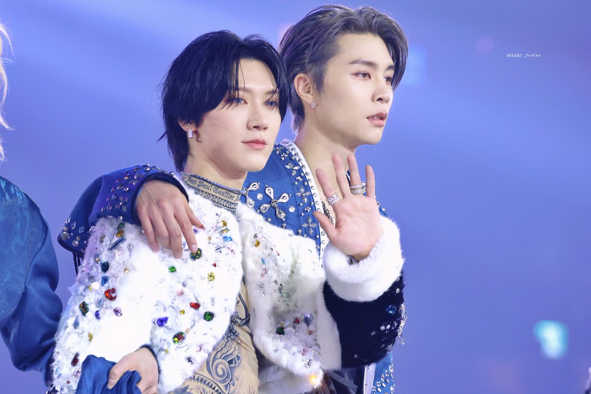 Shine4John_0209's tweet photo. 231225 가요대전

🐱💕

#쟈니             #JOHNNY
#서영호         #ジャニー    
#NCT           #NCT127 https://t.co/uJxkn8G3EX