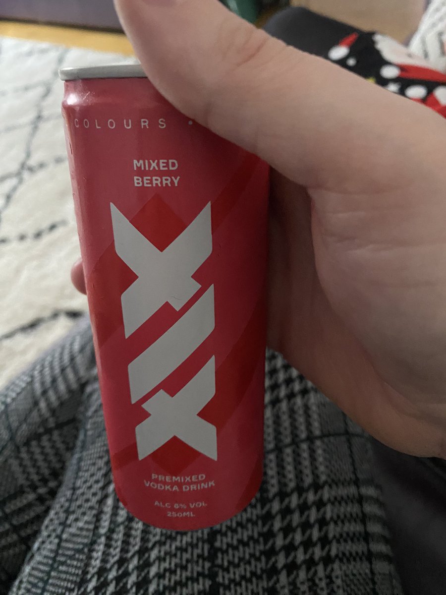 Merry Christmas Everyone! Thought I’d try this <a href="/Sidemen/">Sidemen</a> ggs for this drink man it’s decenttt 8/10 <a href="/xixvodka/">XIX Vodka</a>