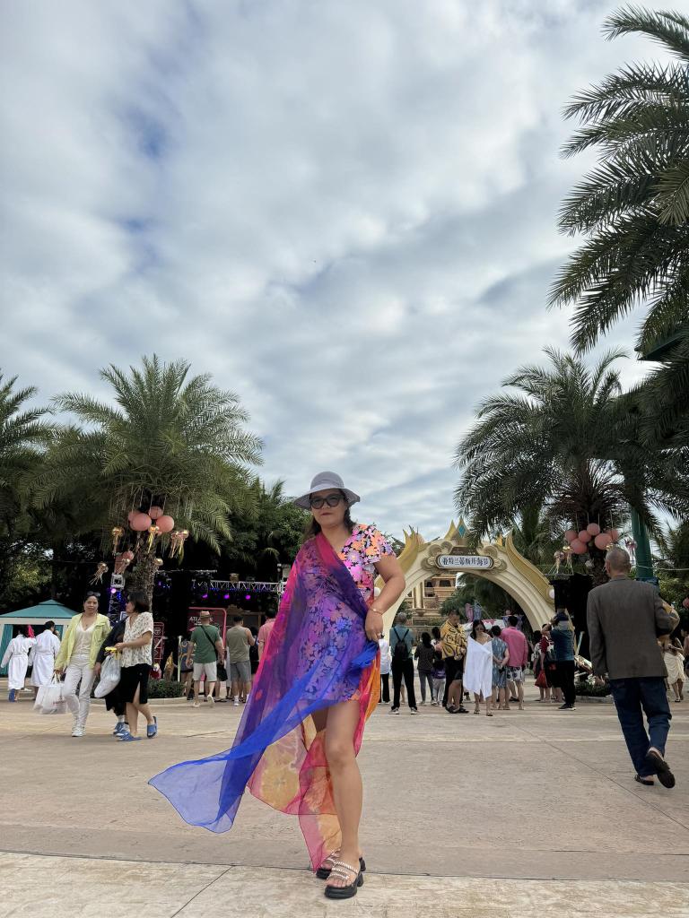 За яахав Хайнаньд нэг удаа.