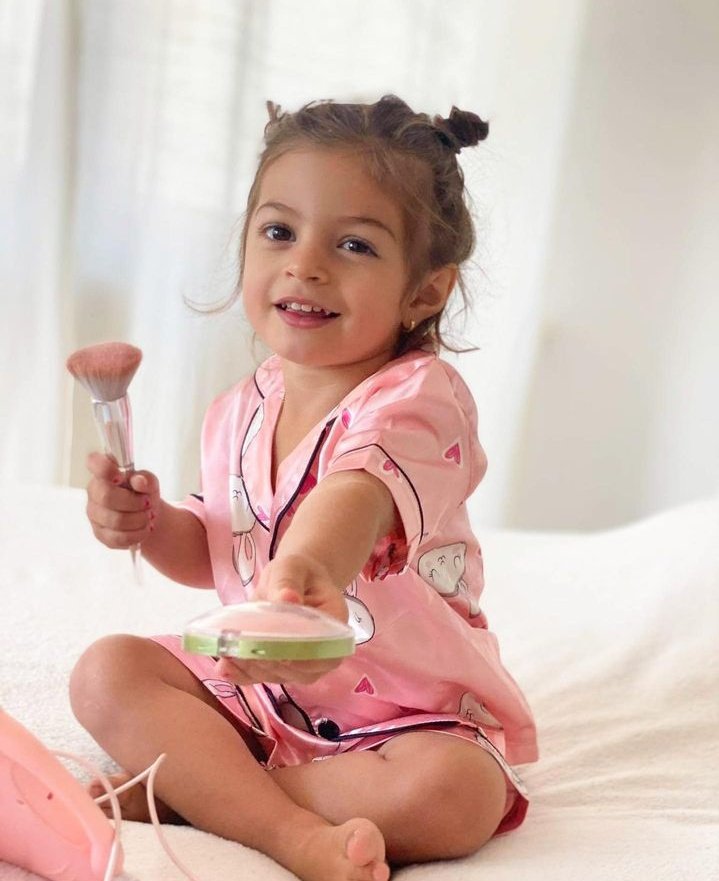 rrurikdior's tweet photo. Minha princesinha perfeita. 💖 https://t.co/PgNXRNtbzI
