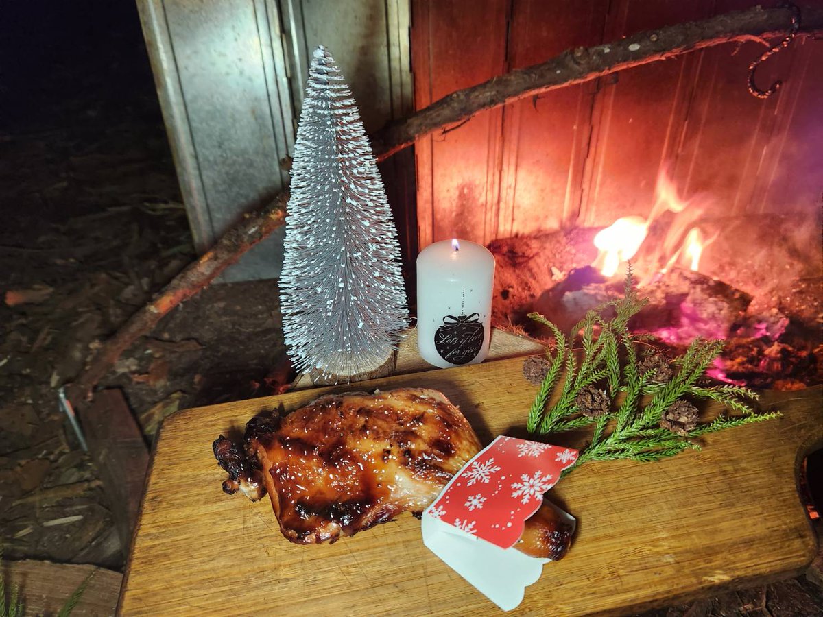 chicohinz's tweet photo. かなり寒かったけど、途中からお篭りに変えてぬくぬく幸せなクリスマスキャンプでした🎄✨ https://t.co/dh8EzBx5ZP