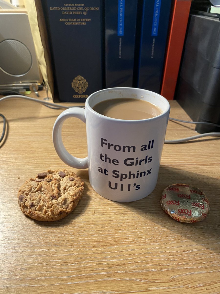 WindridgeIan's tweet photo. A big thank you and a very Merry Christmas to all at Coventry Sphinx Under 11’s Girls

First outing for the new coffee mug, accompanied by a cheeky biscuit or two. 

🎄⚽️🤶 https://t.co/FsDiMP3hQO