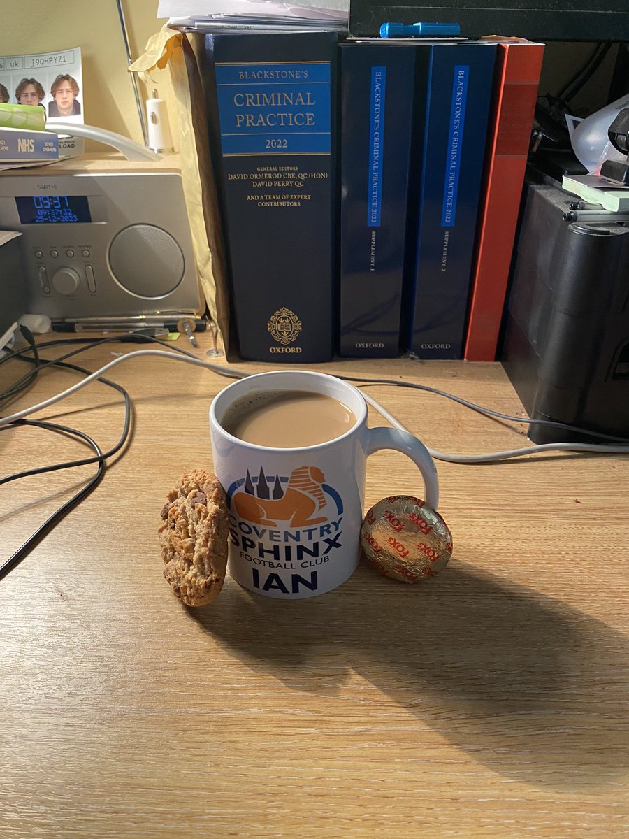 WindridgeIan's tweet photo. A big thank you and a very Merry Christmas to all at Coventry Sphinx Under 11’s Girls

First outing for the new coffee mug, accompanied by a cheeky biscuit or two. 

🎄⚽️🤶 https://t.co/FsDiMP3hQO