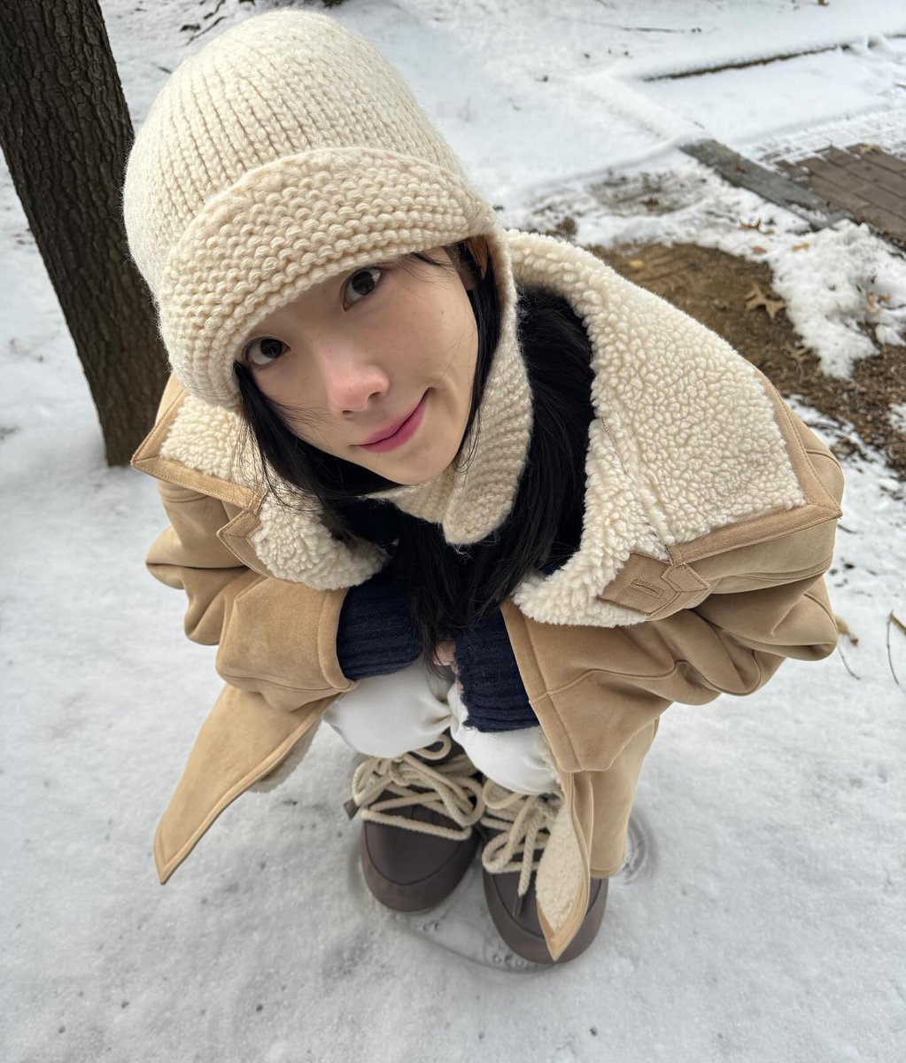 309KTYSS's tweet photo. Taengstagram 🤍

🩵

231225 #태연 @TAEYEONsmtown https://t.co/ycymujHn3B