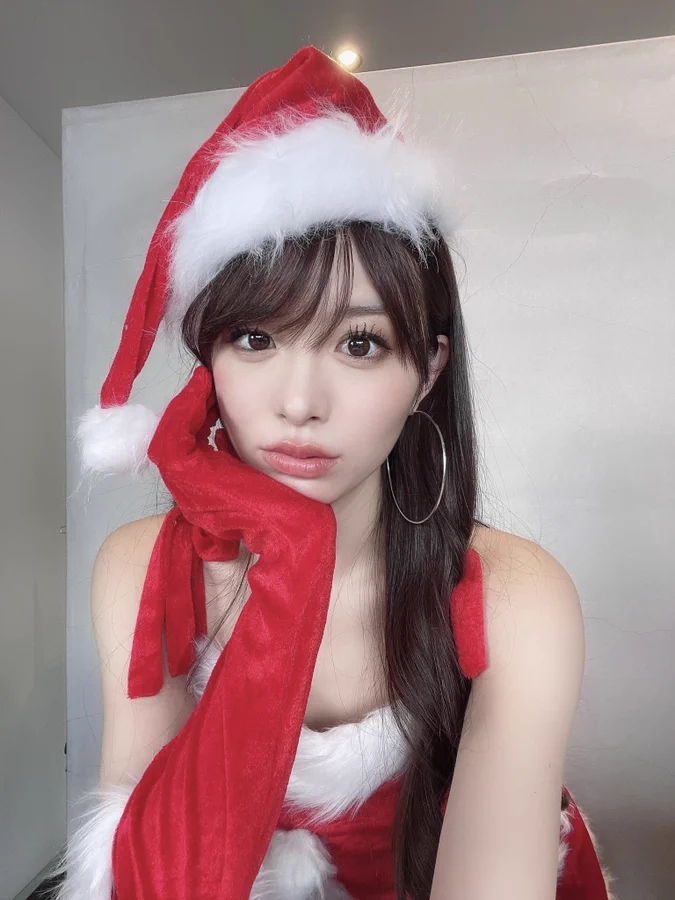 Asian girl Christmas costume