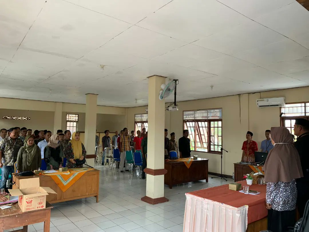 KembanganPps's tweet photo. PPS Kembangan menghadiri Rapat Pemeliharaan DPT dan Penyusunan DPTB yang diadakan oleh PPK Kecamatan Bonang. https://t.co/Xgcuf1hWPv
