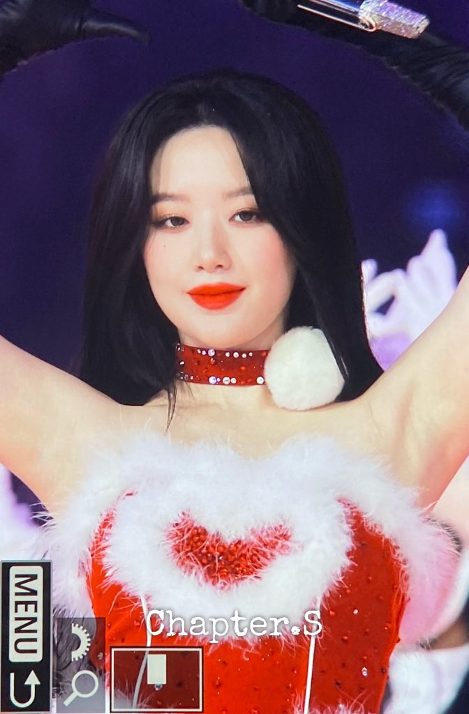 231225

메리크리스마스🎄❄🤎

#아이들 #여자아이들 #GIDLE #슈화 #SHUHUA #舒華 #叶舒华