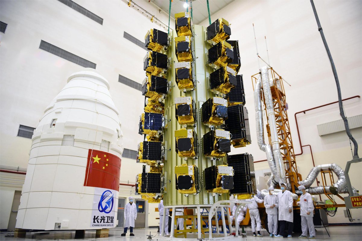 wulei2020's tweet photo. #Tiangong space station was listed as one of the top10 headlines regarding China’s sci-tech #breakthroughs in 2023 by #CMG.
Others include #FAST finds evidence for existence of low-frequency gravitational waves, #LongMarch2D carries #41satellites, the completion of the #DSRT. https://t.co/6NLumYmXVc
